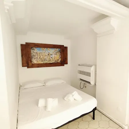 Servi アパート *